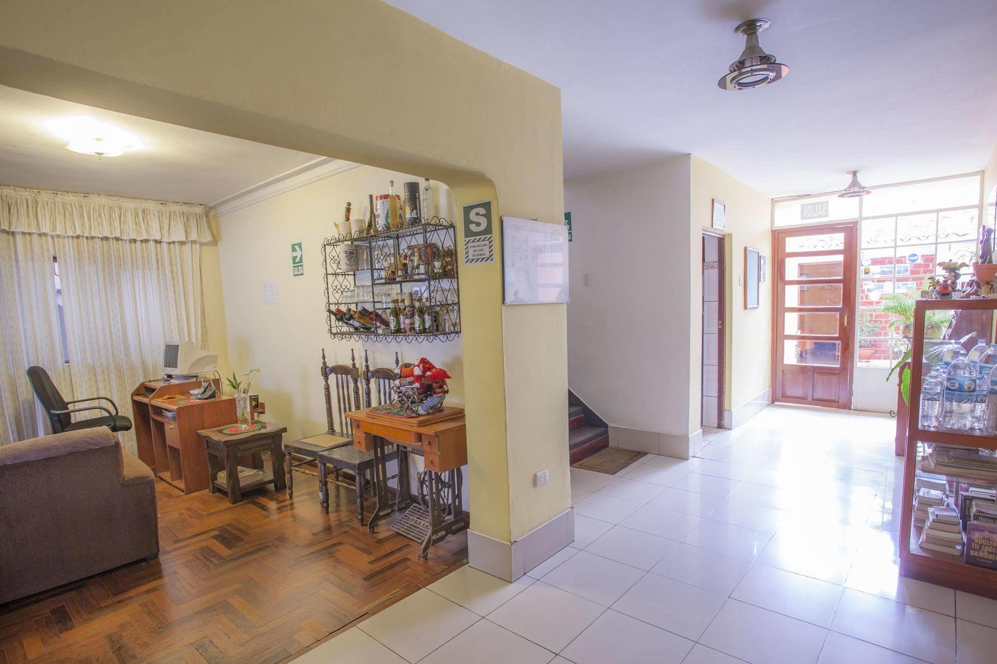 Alojamiento Soledad Huaraz  Exterior foto
